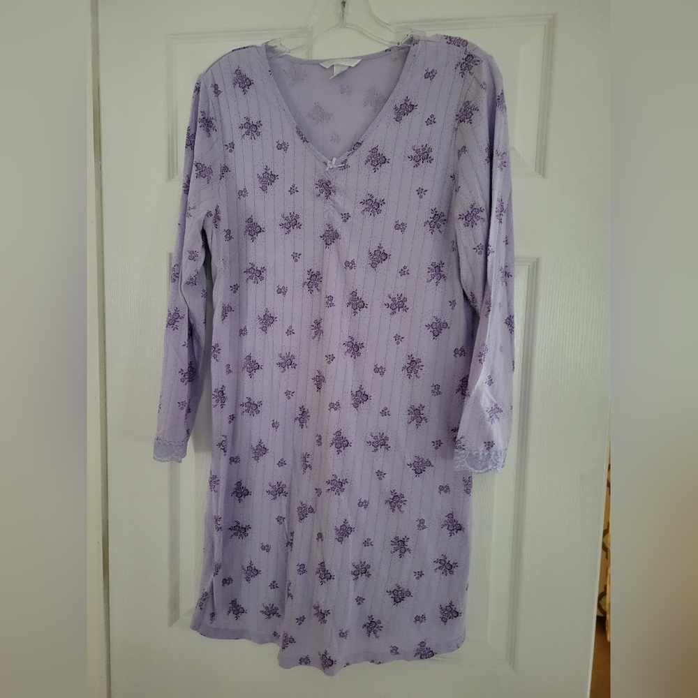 Dockers Womens purple med nightgown